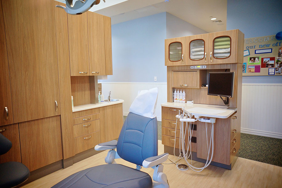 Pediatric Emergency Dentist in Solana Beach